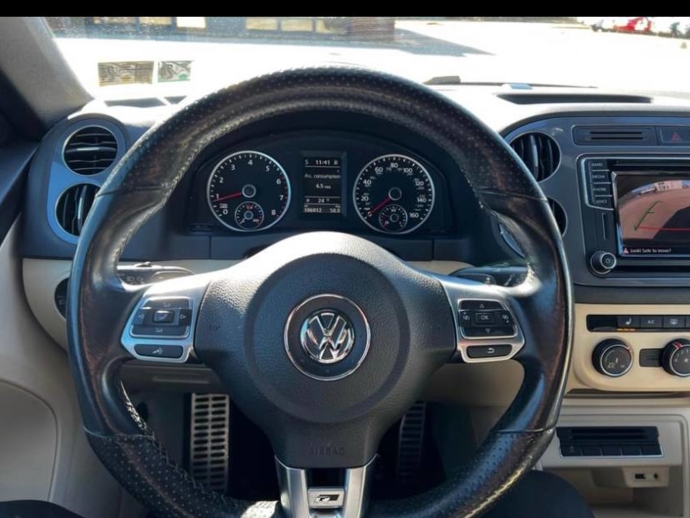 2016 Volkswagen Tiguan R-LINE